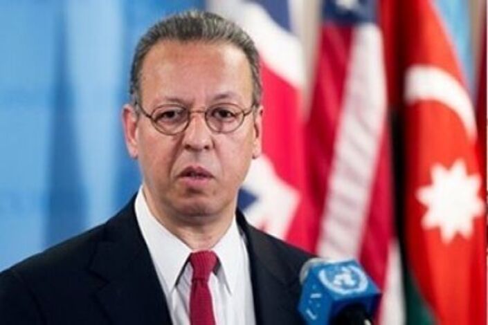غادر صنعاء وصف زيارته بالناجحة.. جمال بنعمر: هذا ما سيتم تناوله في تقريري لمجلس الأمن الدولي عن اليمن