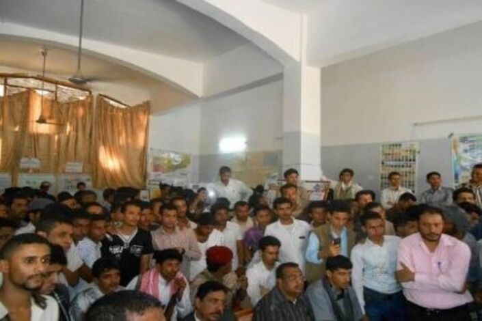 كلية النفط والمعادن بجامعة عدن تدشن أسبوع الطالب الجامعي بالعاصمة عــتـق