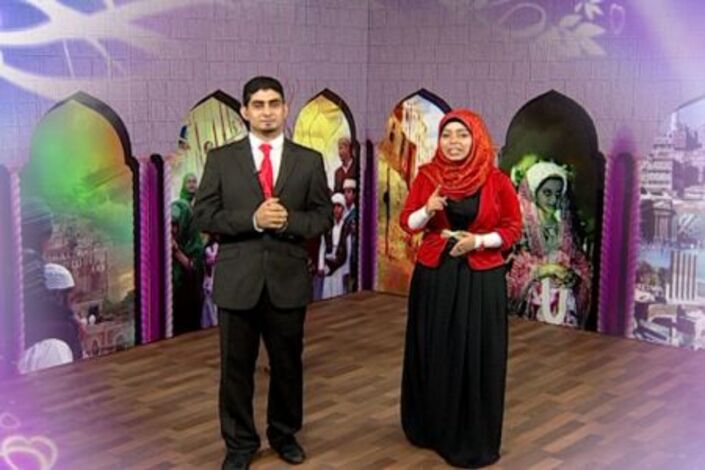 من العايدين .. على قناة الساحات