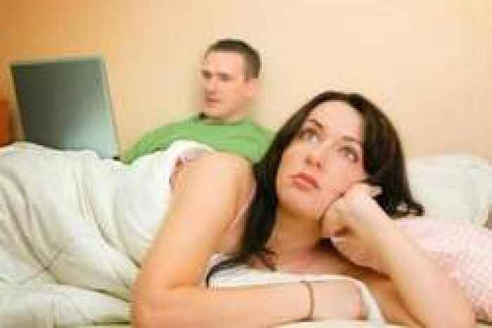 حلق الرأس ! عقوبة مشاهدة الافلام الاباحية في اليمن !