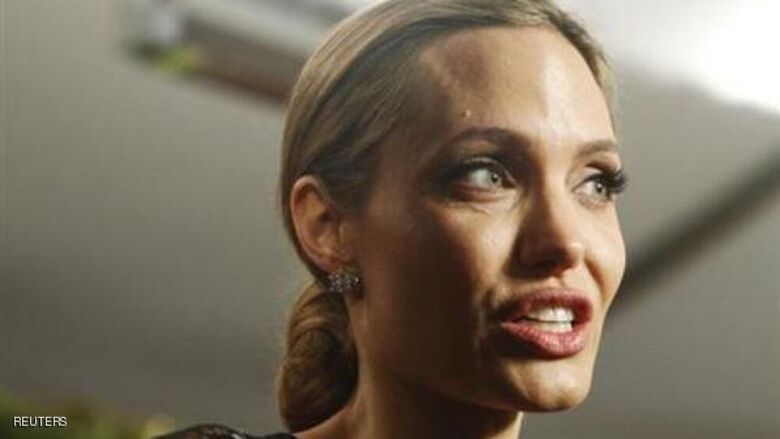 فيلم أخرجته أنجلينا جولي يتصدر شباك التذاكر