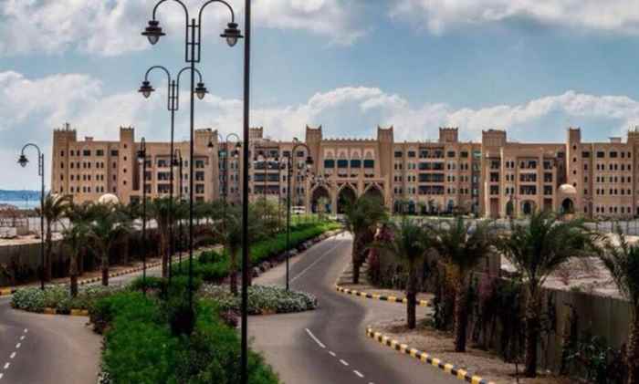 تحديد موعد افتتاح فندق القصر بعدن