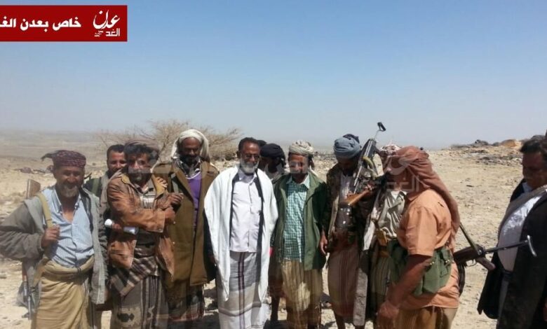 وفد جنوبي من حضرموت يزور جبهة مكيراس ويشيد بصمود المقاومين