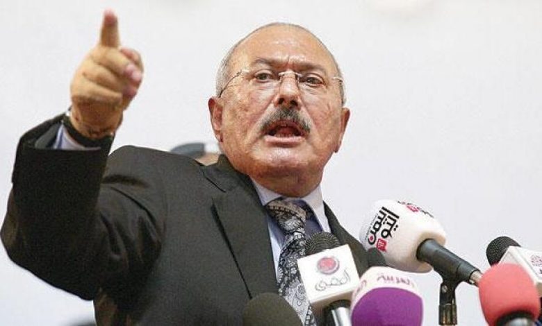 كيف يعيش الرئيس اليمني السابق  علي صالح أيامه؟ وكيف يتنقل؟