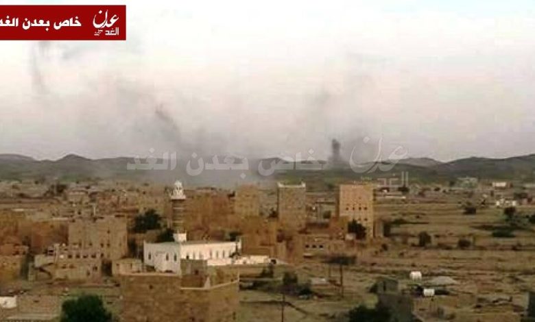 المقاومة الجنوبية تجدد قصفها لمواقع الحوثيين وقوات صالح بمكيراس والمليشيات تواصل ارتكاب جرائمها بحق المدنيين