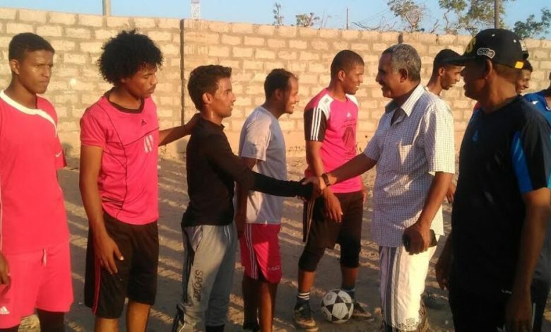 قائد الحزام الأمني علي سعيد العميسي يتفقد لاعبي نادي حسان