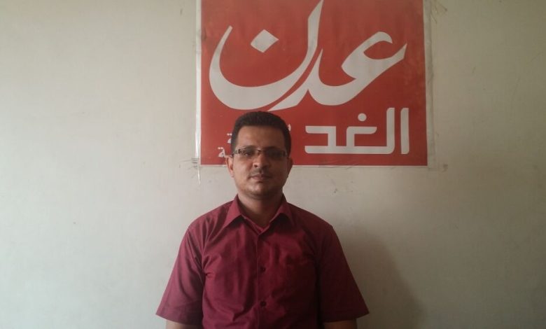 مندوب أدوية يشكو النقاط الأمنية