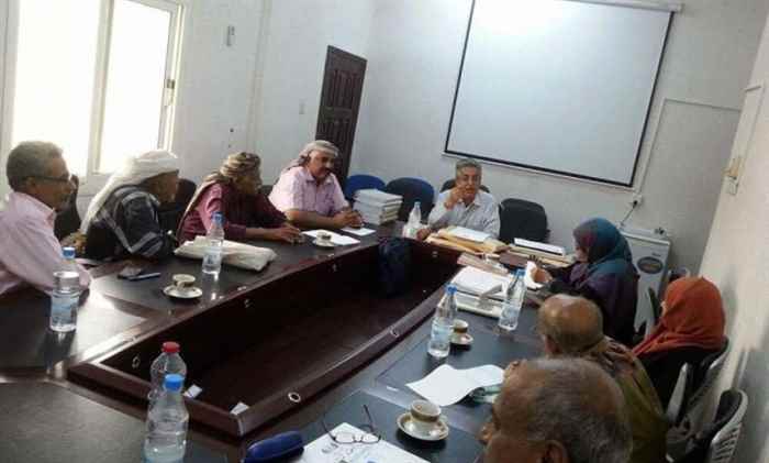 مركز اليمن.. ومركز عدن.. يلتقيان برئيس الجنة الرئاسية بحل مشكلات الموقوفين والمسرحين والمتقاعدين