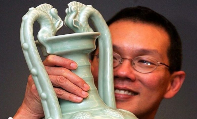 عرض مزهرية عمرها أكثر من 200 عام للبيع بهذا السعر الخيالي !