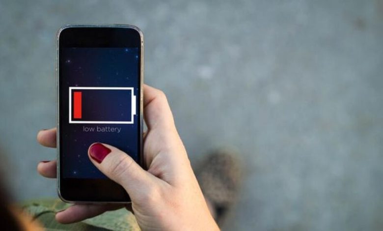 إليك 5 خطوات بسيطة لإطالة عمر بطارية هاتفك!