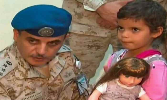 جميلة.. طفلة يمنية استخدمها الحوثيون كدرع بشري