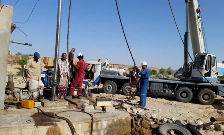"بترومسيلة" توفر معدات لمشروع مياه "لقنة دفيش" بمديرية غيل بن يمين بحضرموت