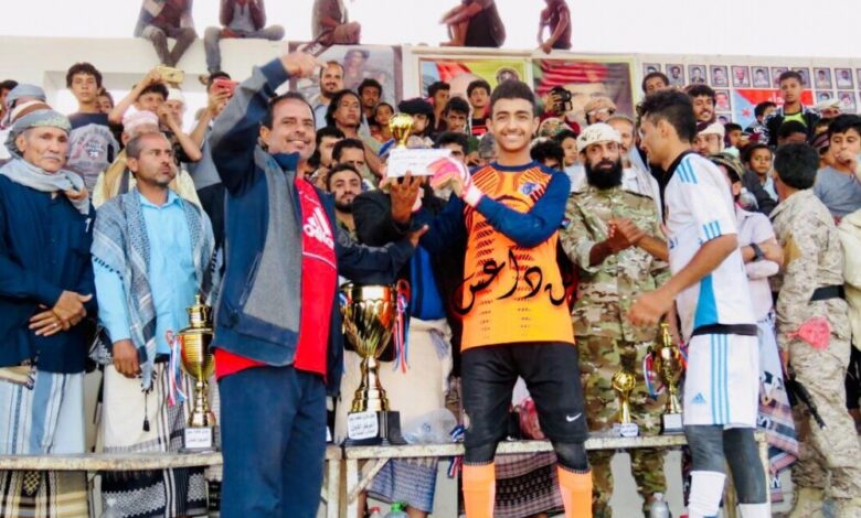 مواهب يافعية..النجم حسن محمد بجاش احد افضل الحراس في دوري شهداء يافع 2020