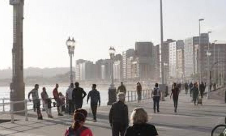 إسبانيا تفتح أبوابها للسياحة