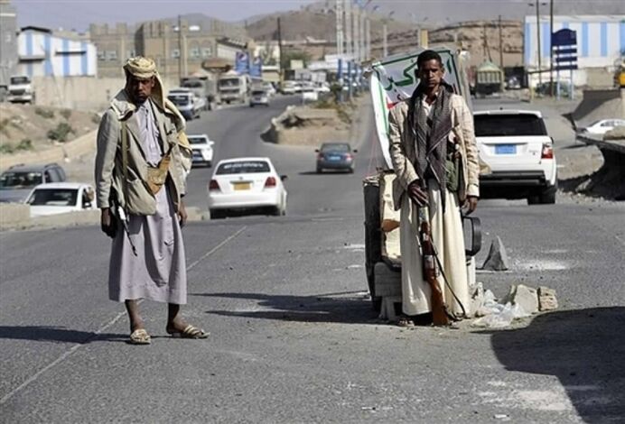 إصابة بليغة لطفلين جندتهما ميليشيا الحوثي إثر انفجار قنبلة يدوية كانت بحوزة أحدهما في محافظة إب