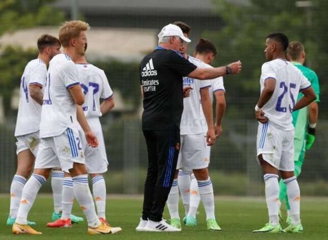 ثنائي ريال مدريد معروض للبيع