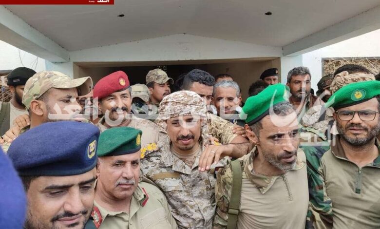 عاجل: أبو مشعل الكازمي يتسلم إدارة أمن أبين
