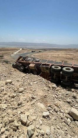حضرموت.. انقلاب شاحنة  في عقبة عبدالله غريب
