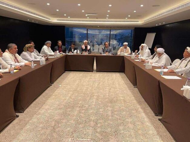 وفد حضرموت بالرياض يناقش سُبل تعزيز توحيد الكلمة وتحسين معيشة المواطنين