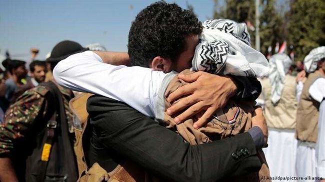 مصادر تكشف موعد تبادل الزيارات بين الحكومة الشرعية والحوثيين للاتفاق على الأسماء المقرر الإفراج عنها