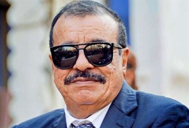 بن بريك معلقا على خطاب الرئيس العليمي الأخير : خطاب قيل في لحظة ضعف وسيتم الانقلاب عليه عند الاستقواء ولا نثق به