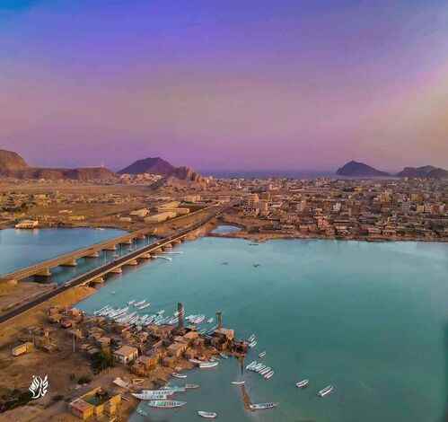 السلطة المحلية بمديرية البريقة تصدر توضيحًا هامًا حول تراخيص البناء في المناطق العشوائية