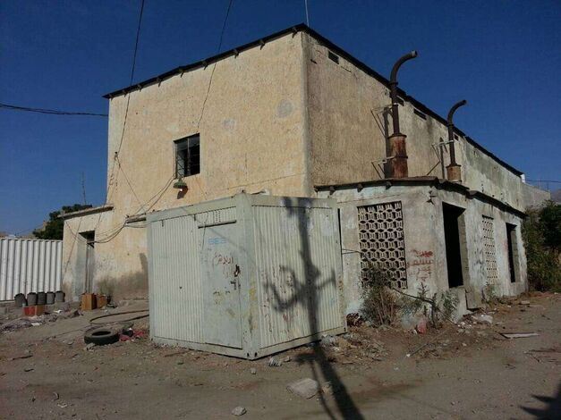 قطع التيار الكهربائي عن مديرية مودية عقب خلافات بين طاقم الكهرباء